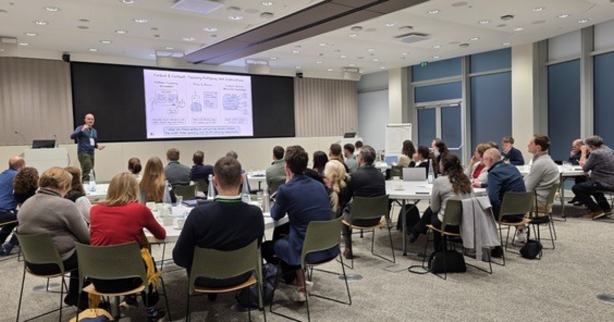 How to run a successful in-person AI workshop